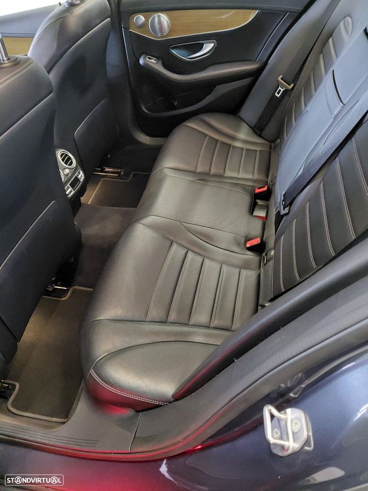 Mercedes-Benz C 350 - 26