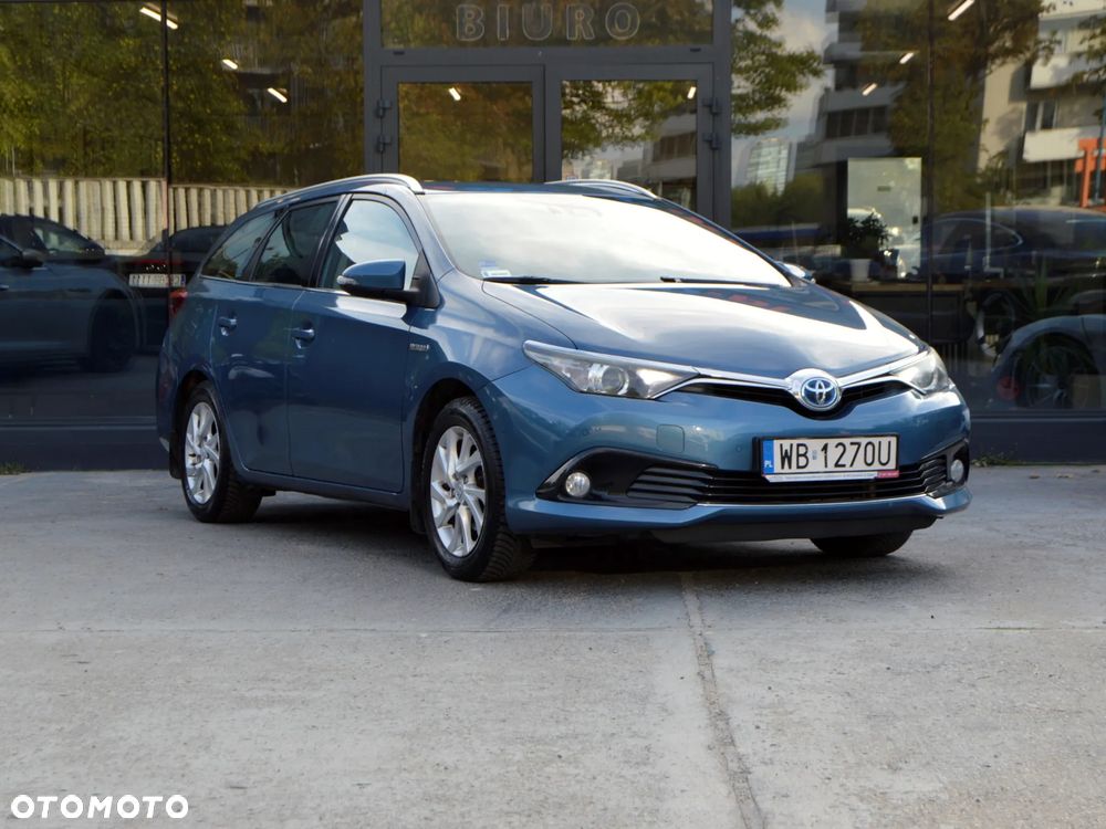 Toyota Auris Hybrid 135 Comfort - 3
