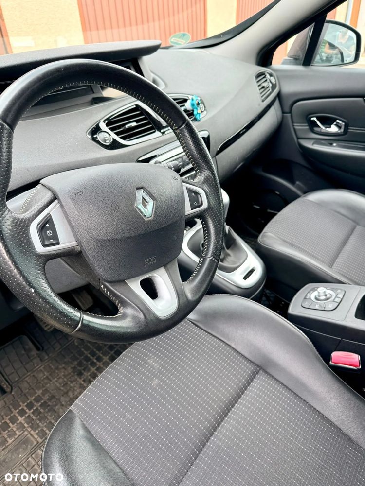 Renault Scenic dCi 110 EDC Bose Edition - 16