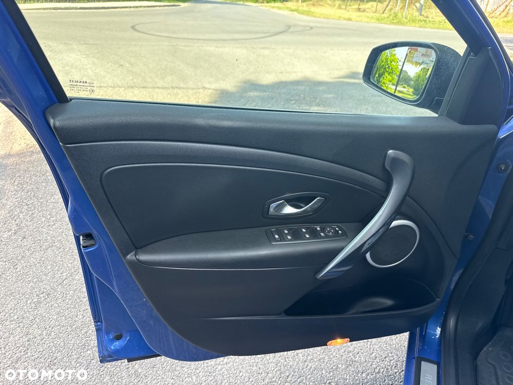Renault Megane TCe 180 GT - 10