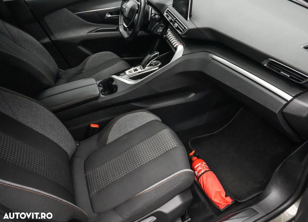 Peugeot 5008 PureTech 130 EAT8 Stop & Start Allure Business-Paket - 13