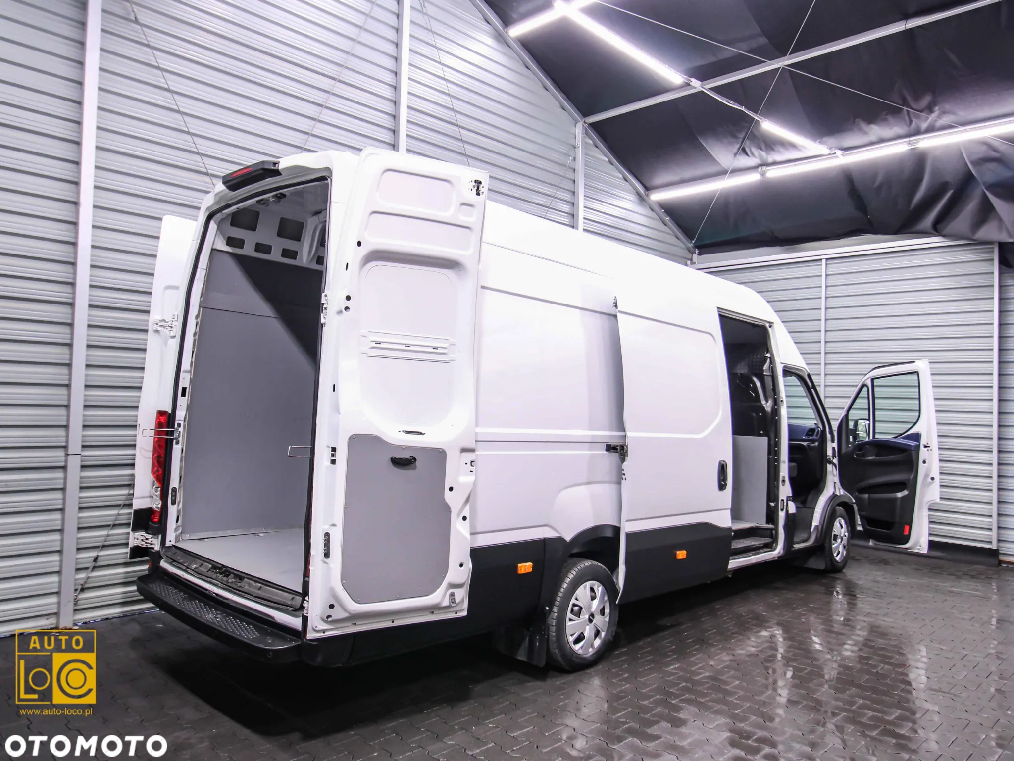 Iveco DAILY FURGON - 4