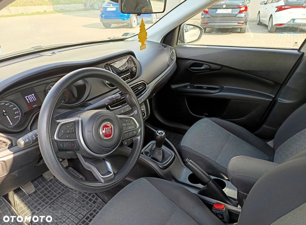 Fiat Tipo 1.0 T3 - 9