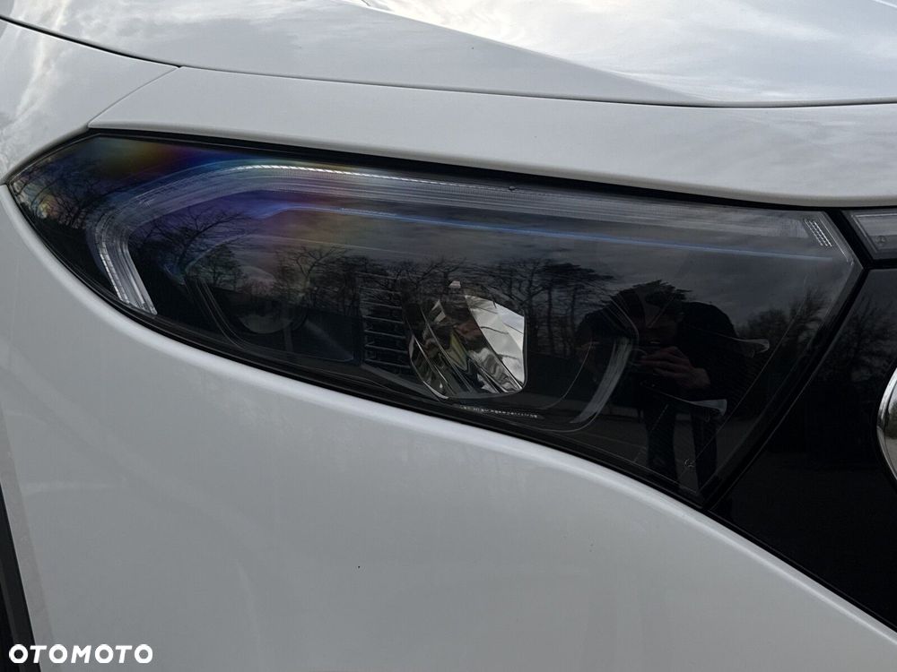 Mercedes-Benz EQA 250 66.5kWh Electric Art - 13