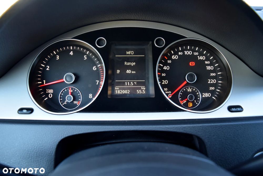 Volkswagen Passat CC - 21