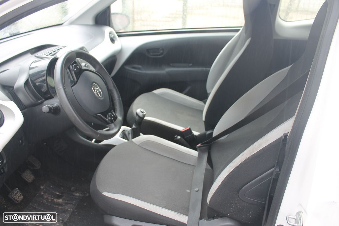 Toyota Aygo de 2014 - 6