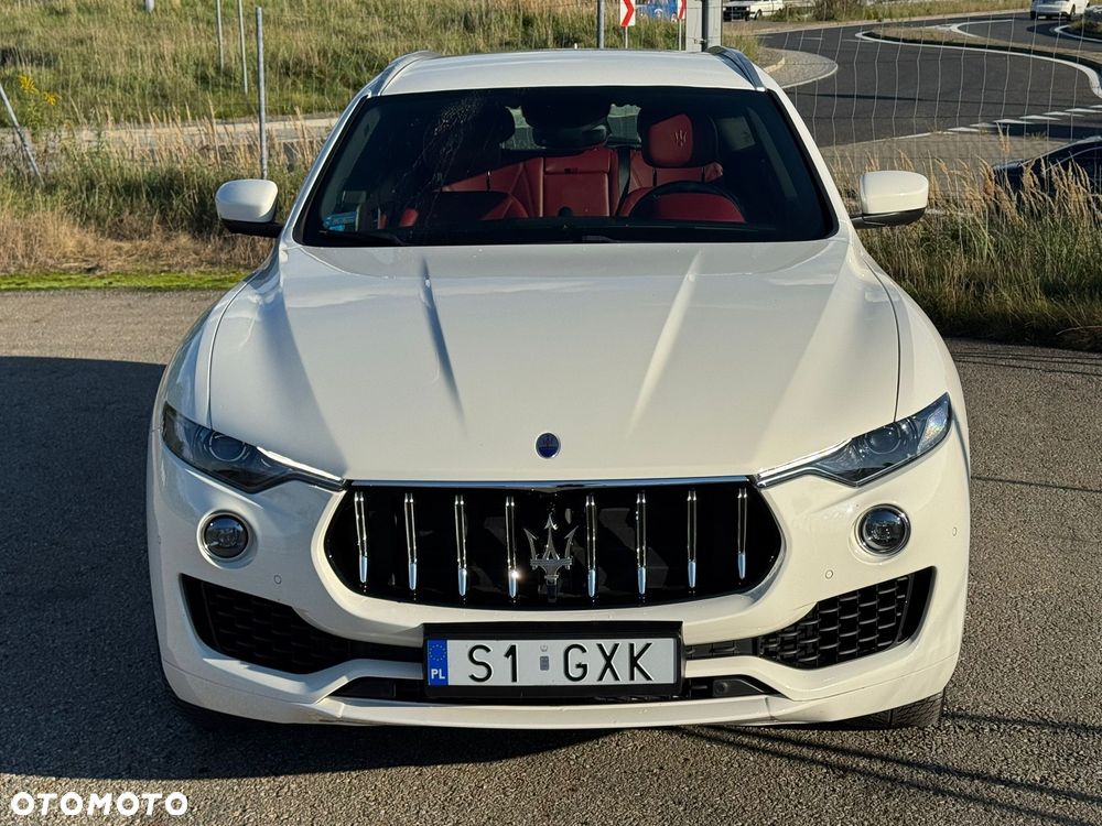 Maserati Levante Diesel Granlusso - 3