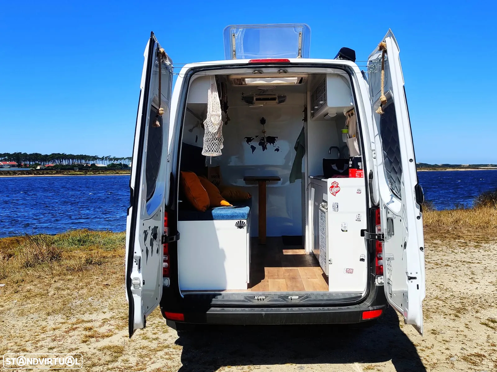 Mercedes-Benz Sprinter 210cdi Campervan - 41