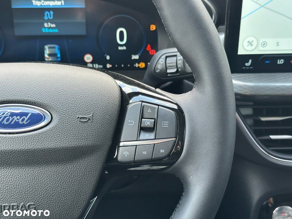 Ford Kuga - 16