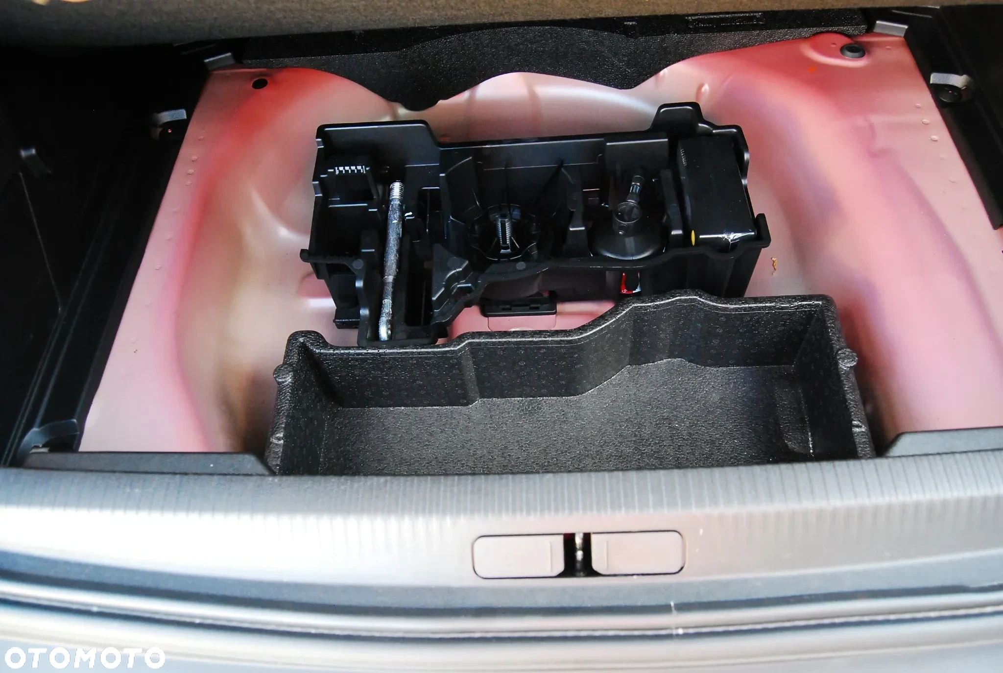 Peugeot 2008 PureTech 100 Stop&Start Allure - 9