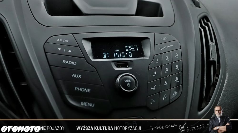 Ford Transit Courier - 18