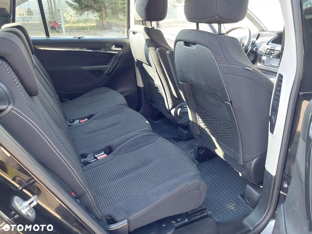 Citroën C4 Picasso 1.6 e-HDi FAP EGS6 Exclusive - 16