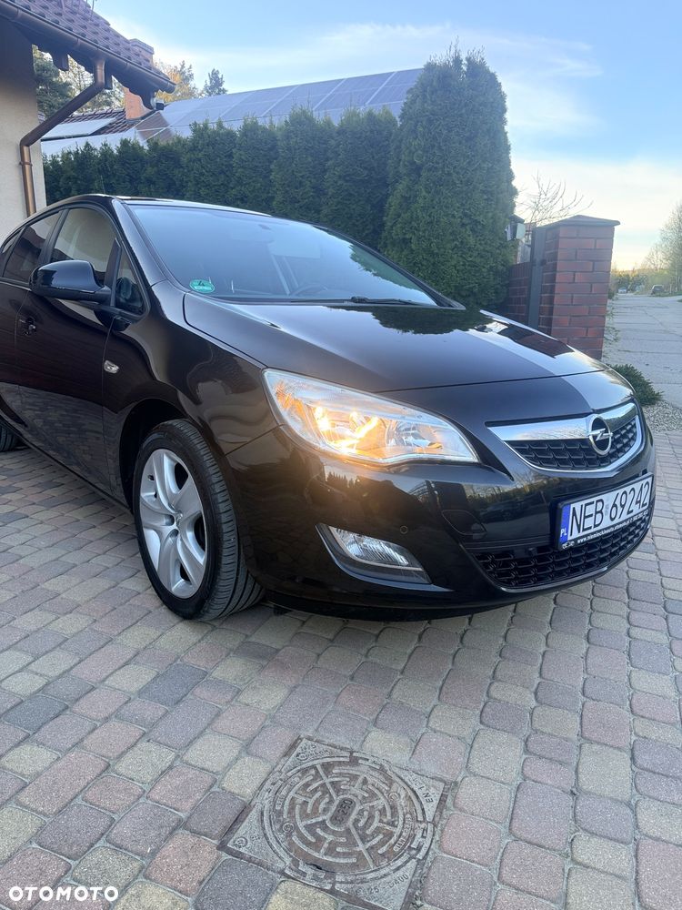 Opel Astra 1.4 Turbo Edition Sport - 3