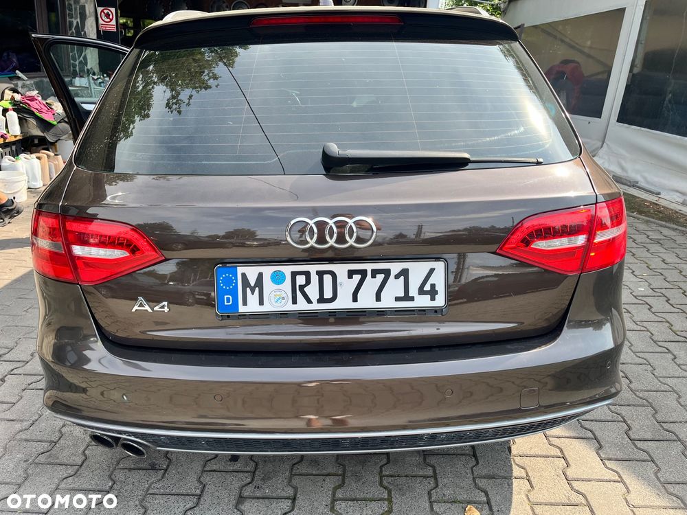 Audi A4 Avant 2.0 TDI DPF quattro S tronic S line Sportpaket - 15