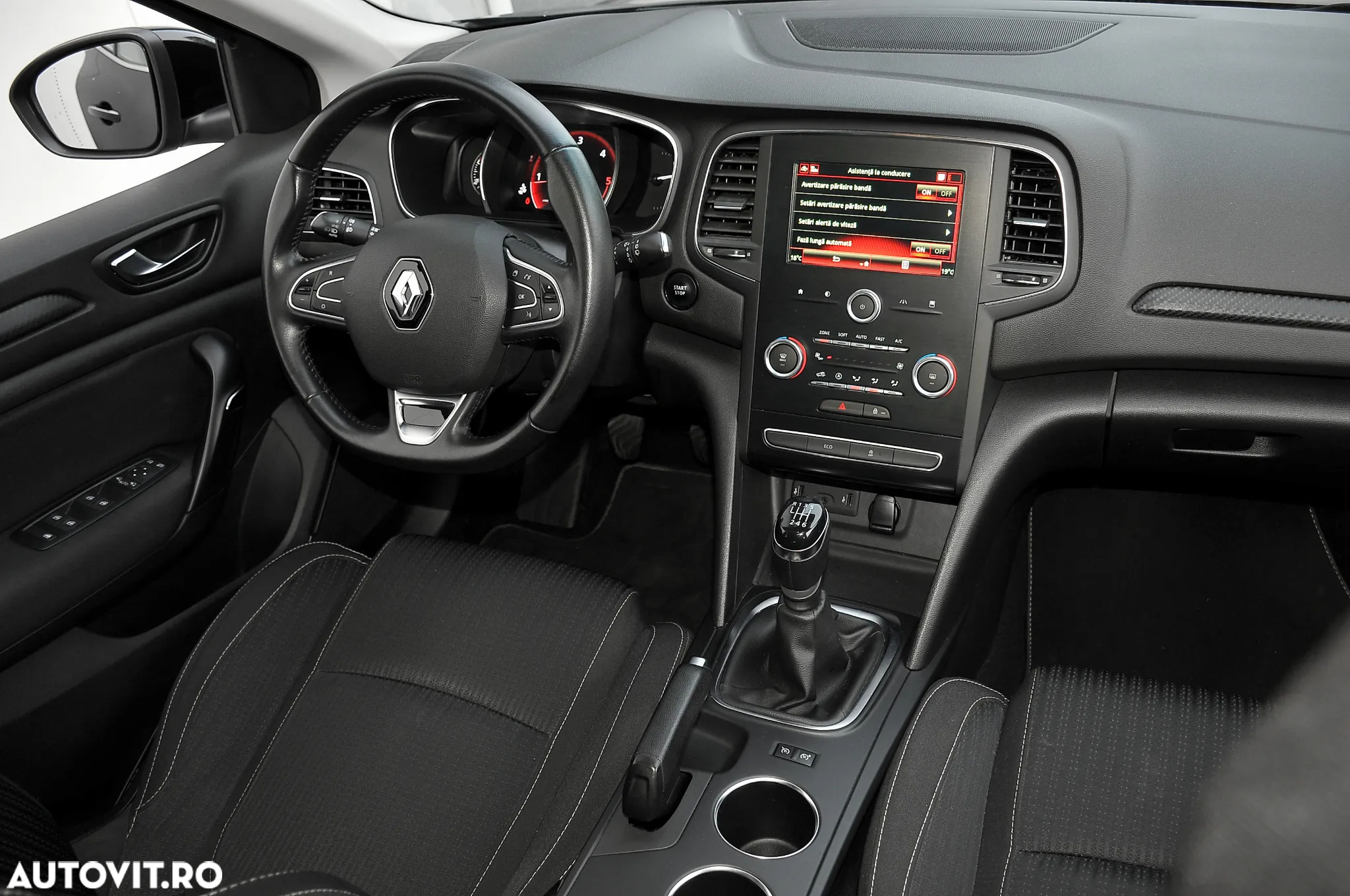 Renault Megane BLUE dCi Business - 5