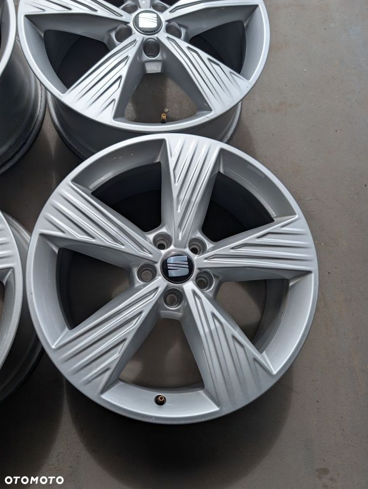 FELGI ALUMINIOWE Seat 8" x 19" x 5x112 x 57,1 x ET45 - 4