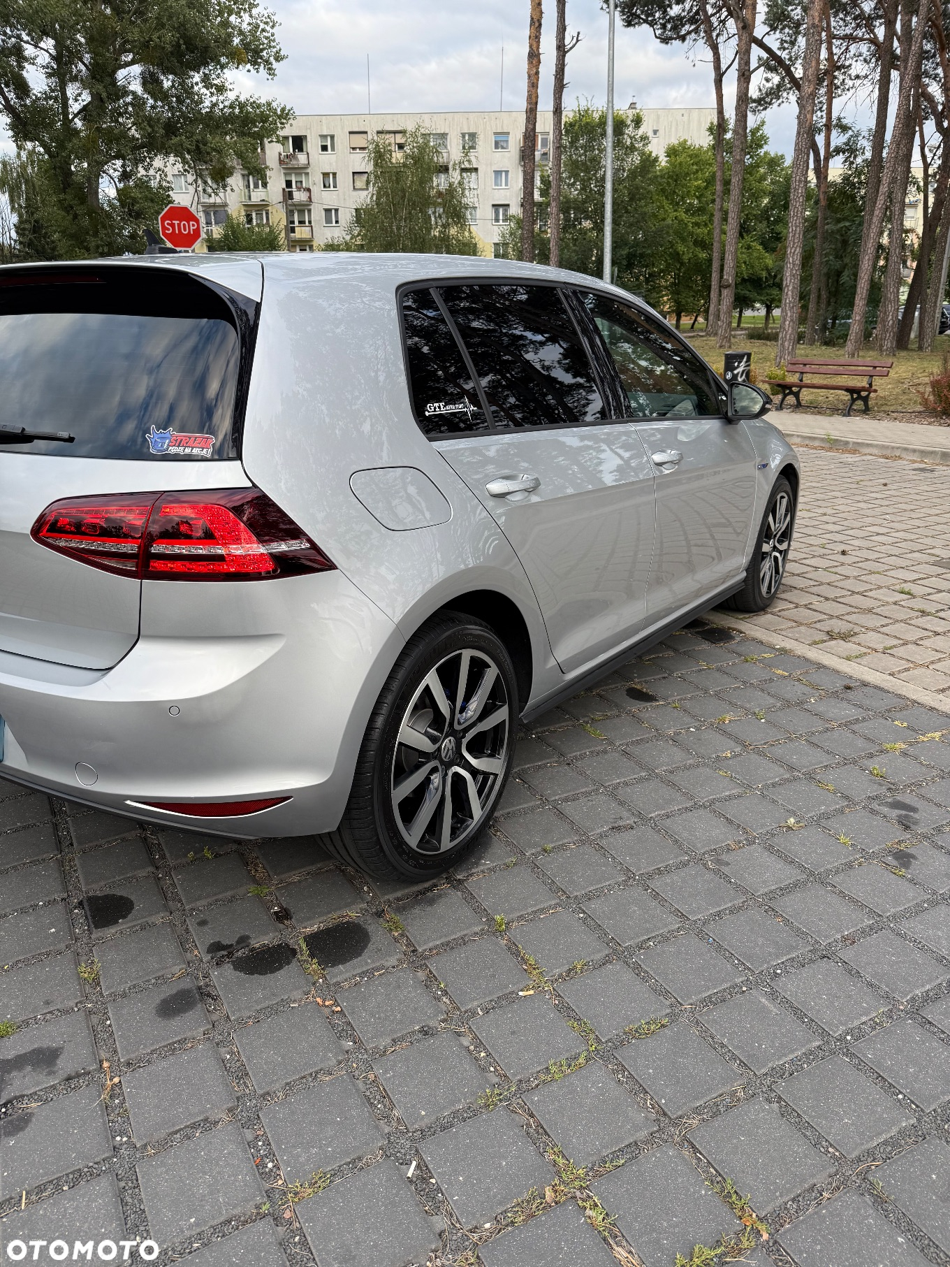 Volkswagen Golf - 5
