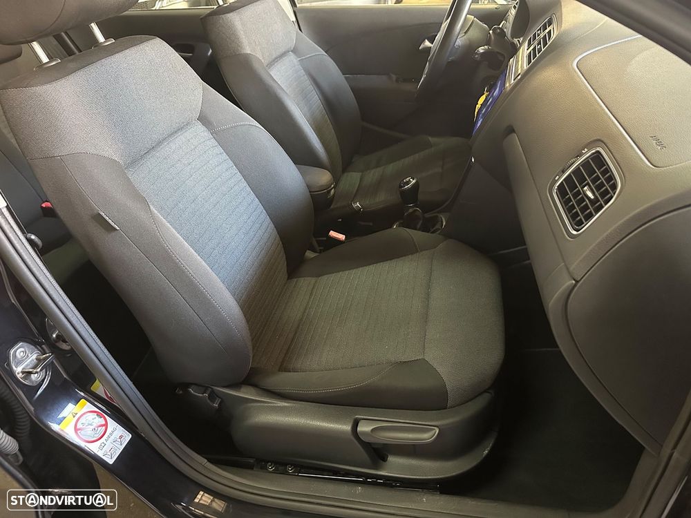 VW Polo 1.2 TSi Street - 12