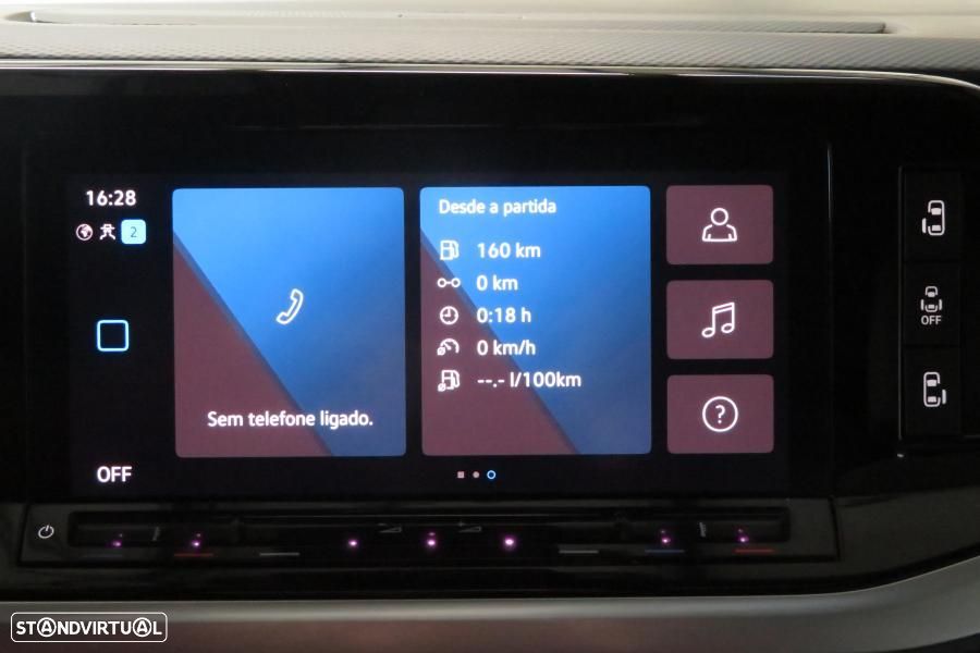 VW Multivan 2.0 TDI Style DSG - 25