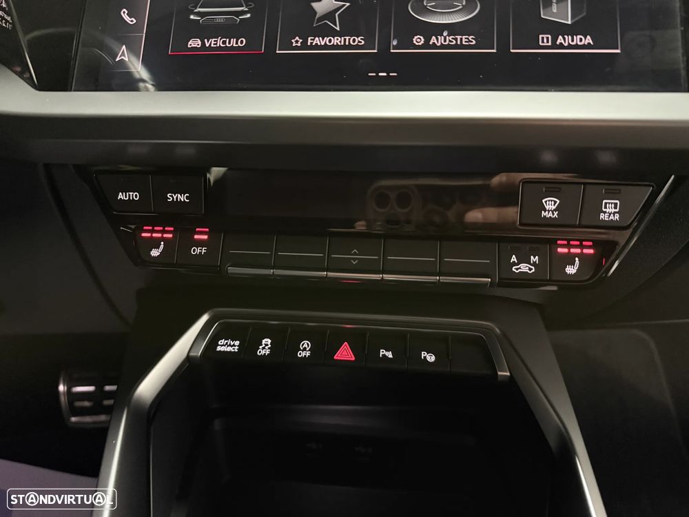Audi S3 S tronic - 14
