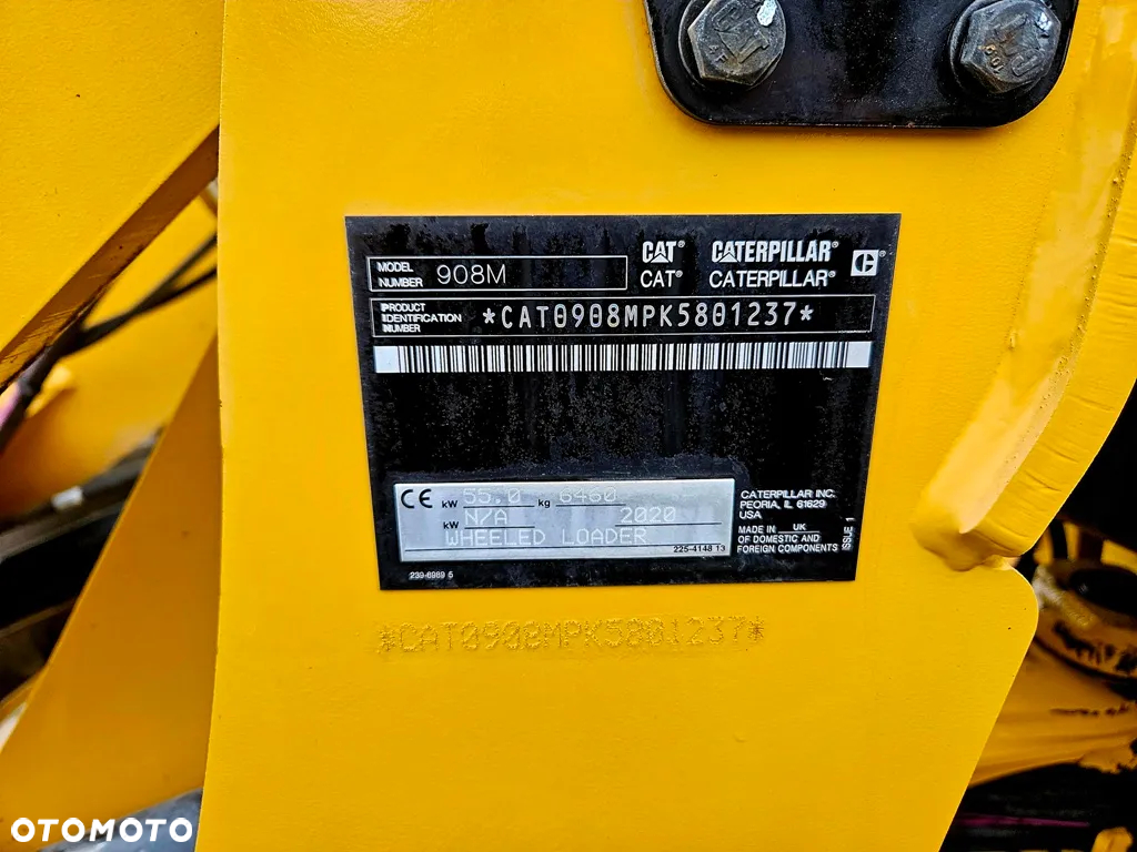 Caterpillar 908M - 11