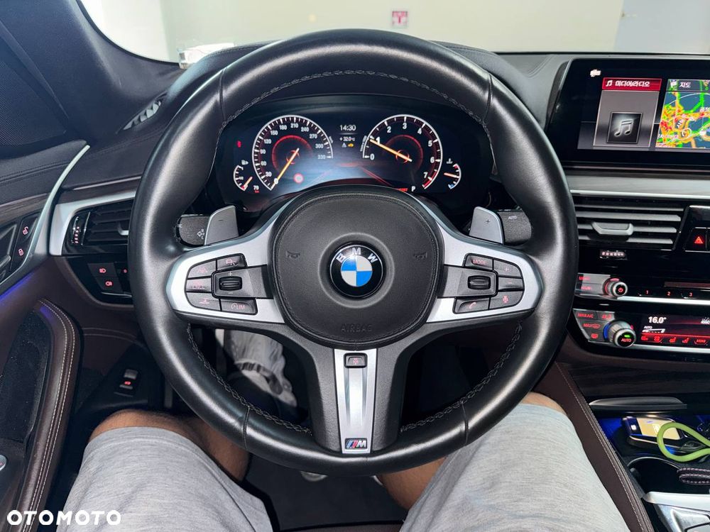 BMW Seria 5 530i xDrive M Sport Edition - 20