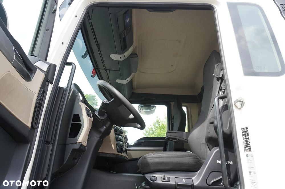 MAN TGS 26.420 6×4 / Fassi F215A.2.24 / Pilot / Rotator / platforma 6.7 m_257277 - 9