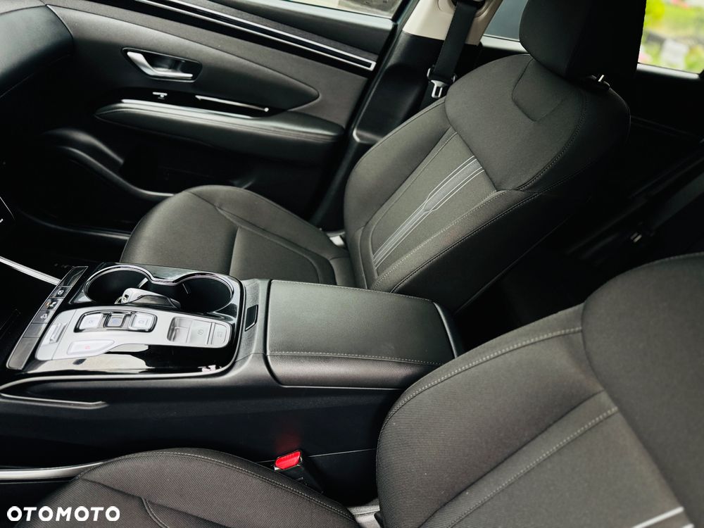 Hyundai Tucson 1.6 T-GDi 48V-Hybrid 4WD DCT Prime - 24