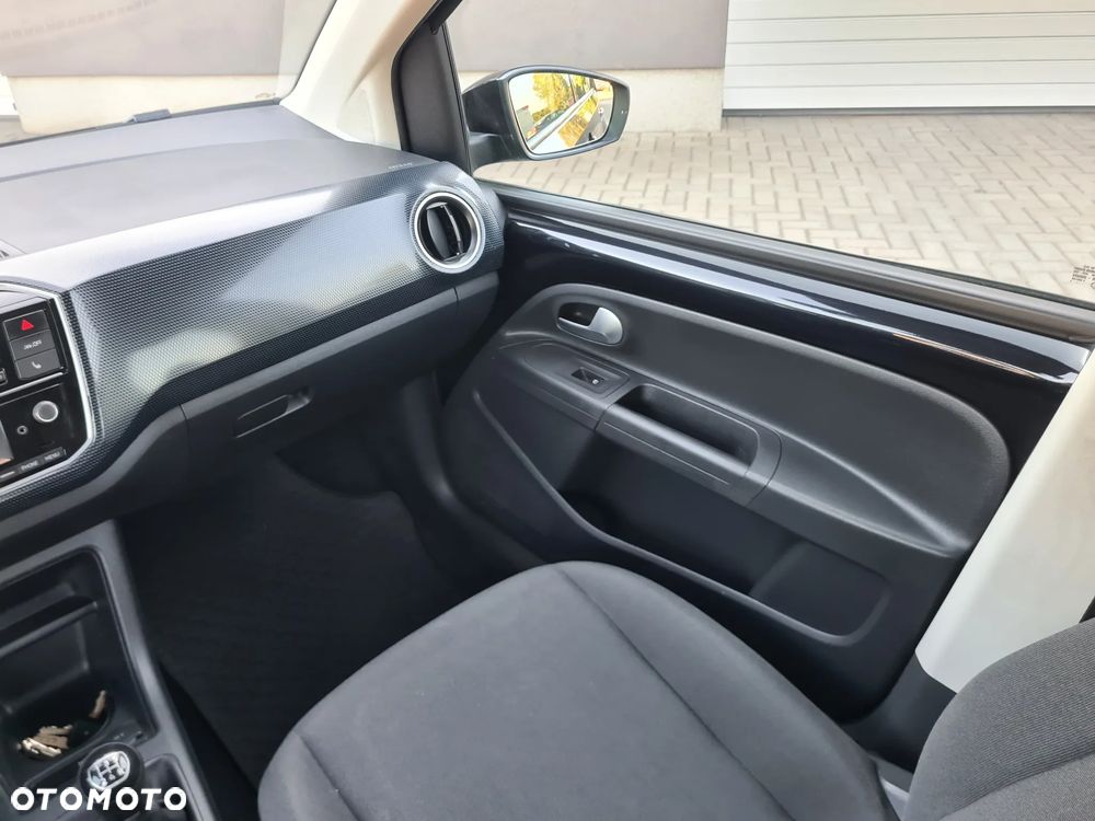 Volkswagen up! 1.0 Black Style - 11