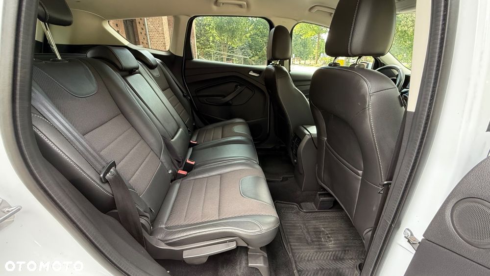 Ford Kuga 2.0 TDCi 4x4 Titanium - 20