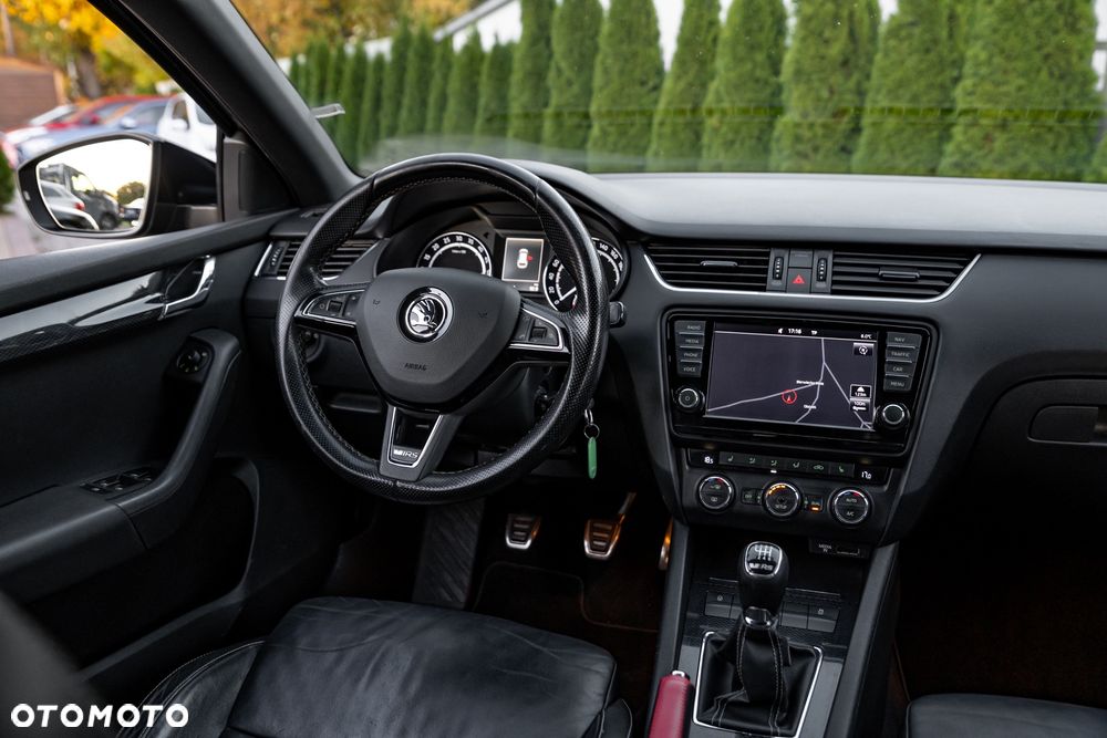 Skoda Octavia 2.0 TDI RS - 26