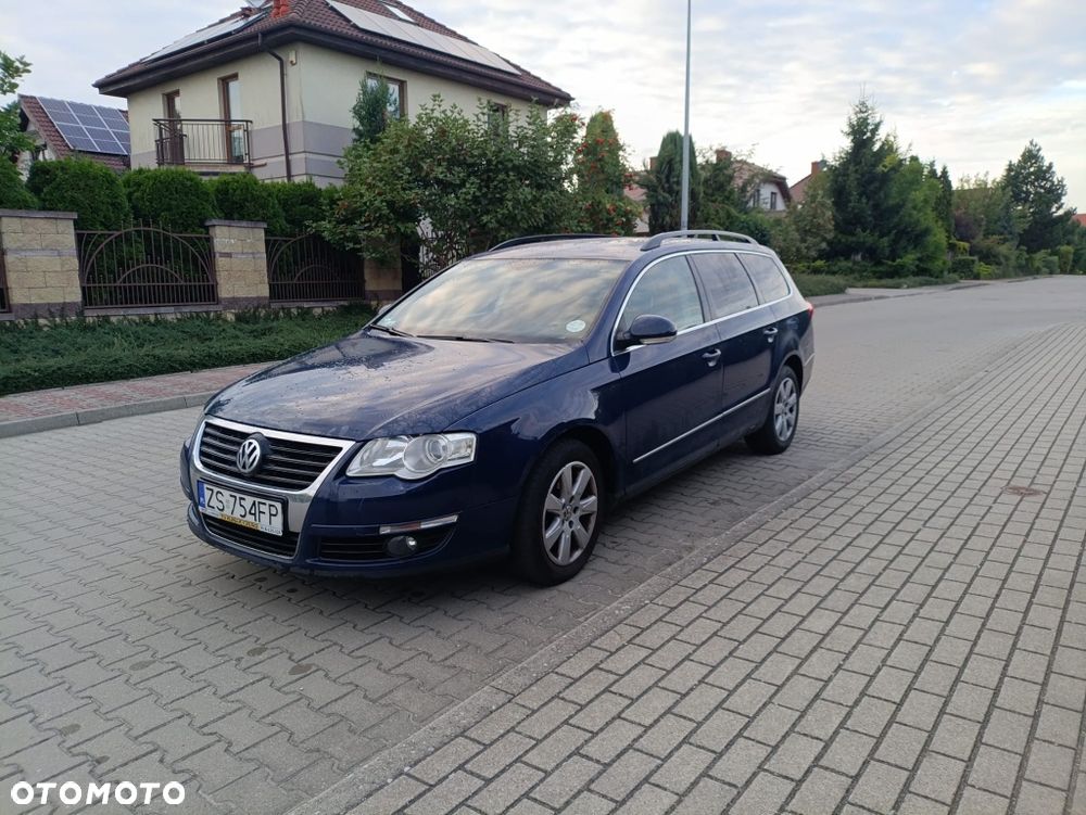 Volkswagen Passat - 2