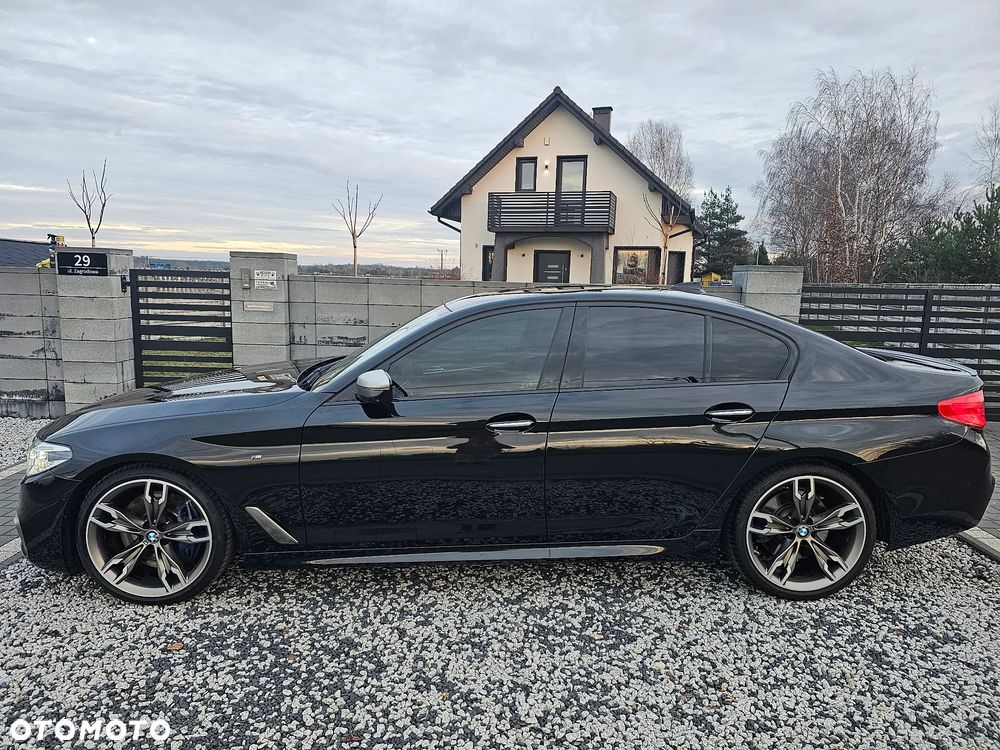 BMW Seria 5 M550i xDrive sport - 3