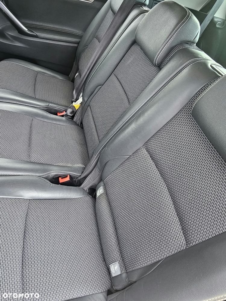Toyota Verso 1.8 Prestige 7os EU6 - 12