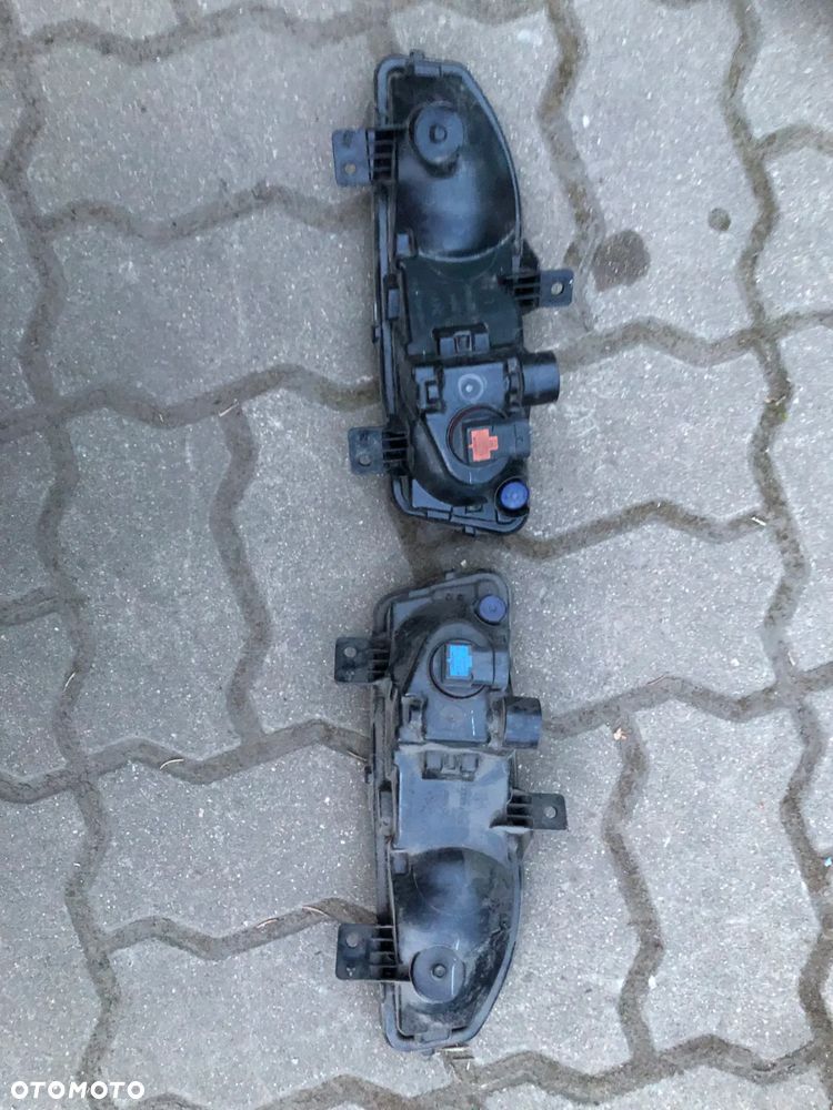 NISSAN MICKRA K14 NISSAN QASHQAI J11 II Halogen Nissan OE 26155-8995A lewy prawy - 2