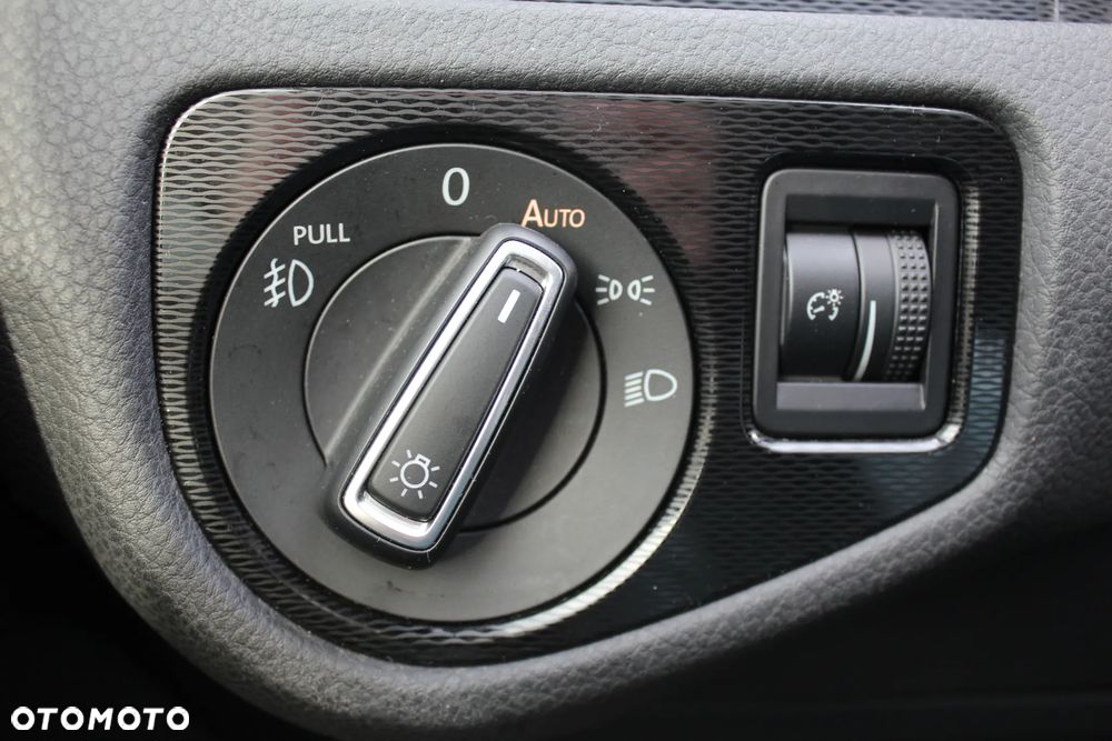 Volkswagen Golf GTI BlueMotion Technology DSG - 33