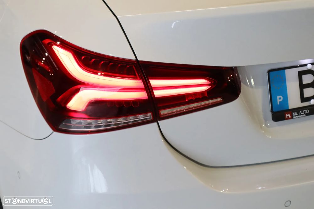 Mercedes-Benz A 250 Limousine e 8G-DCT AMG Line - 7