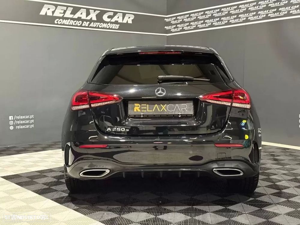 Mercedes-Benz A 250 e AMG Line - 25