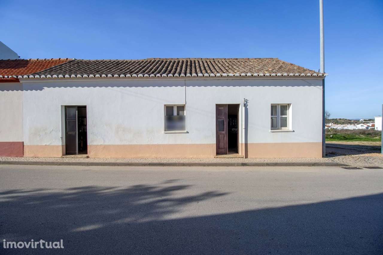 MORADIA COM TERRENO PERTO DA COSTA, BURGAU - Grande imagem: 3/9