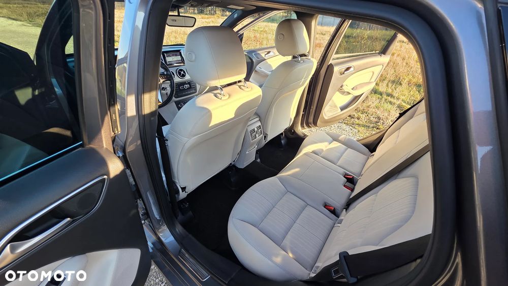 Mercedes-Benz Klasa B - 19