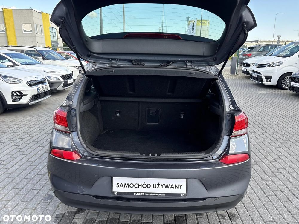 Hyundai i30 - 25