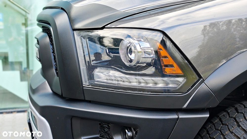 Dodge RAM 1500 5.7 4x4 - 9