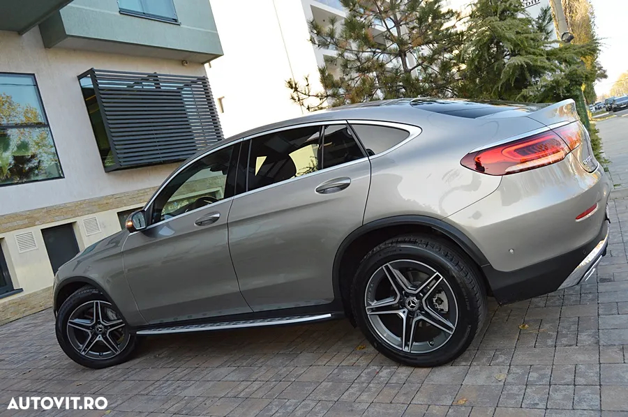 Mercedes-Benz GLC Coupe 220 d 4Matic 9G-TRONIC AMG Line - 23