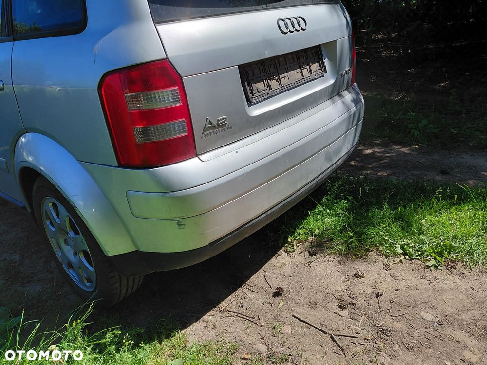części  AUDI A2 1.4TDI 55kW 2004r.5 drzwi hatchback ZDERZAK TYŁ LC5H - 1