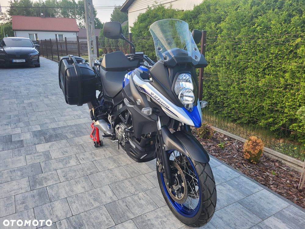 Suzuki V-STROM - 11