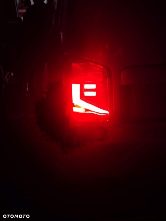 Lampa Lampy tyŁ pod drzwi VW T5 T6 T6.1 7LA945096L - 6