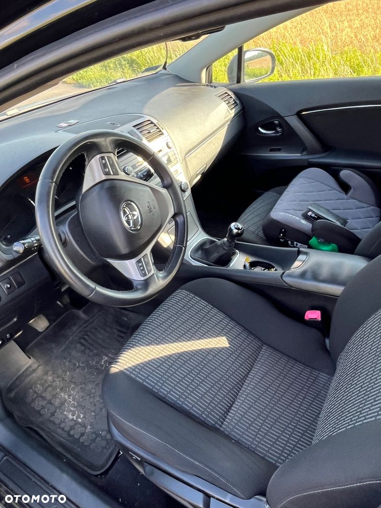 Toyota Avensis 2.0 D-4D Sol - 13
