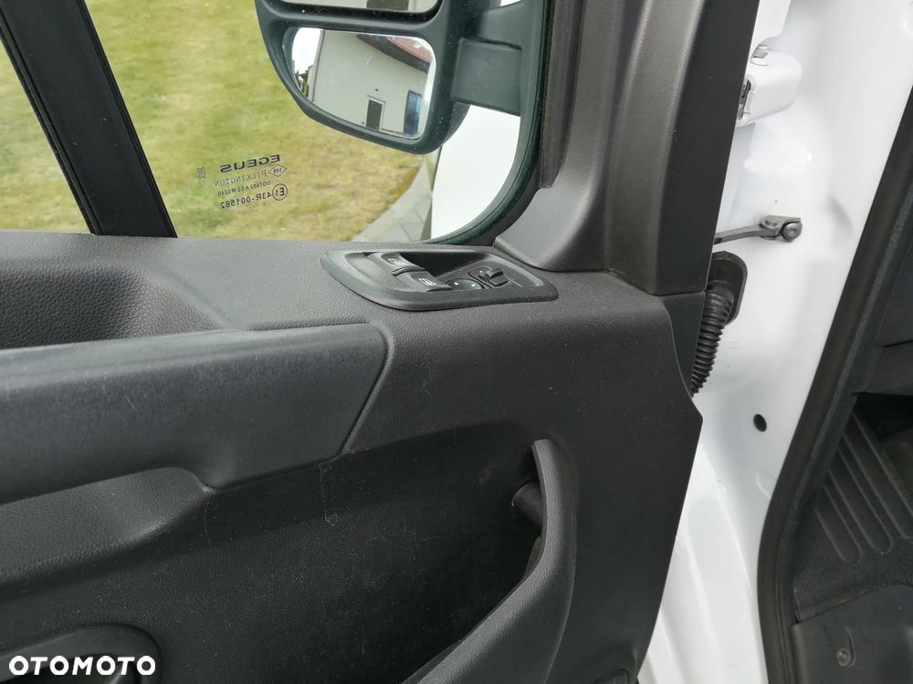 Renault Master - 16