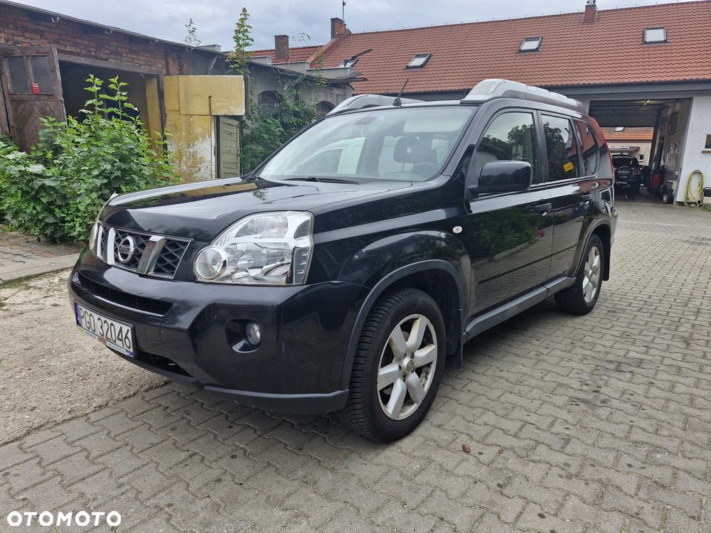 Nissan X-Trail 2.0 4x4 XE - 2