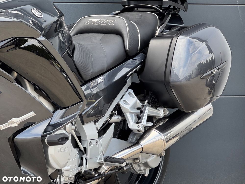 Yamaha FJR - 31